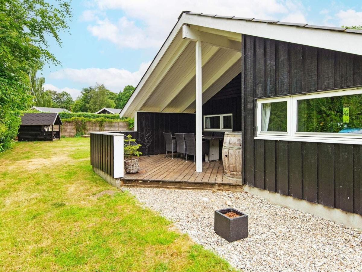 5 Person Holiday Home In B Rkop Egeskov  Zewnętrze zdjęcie