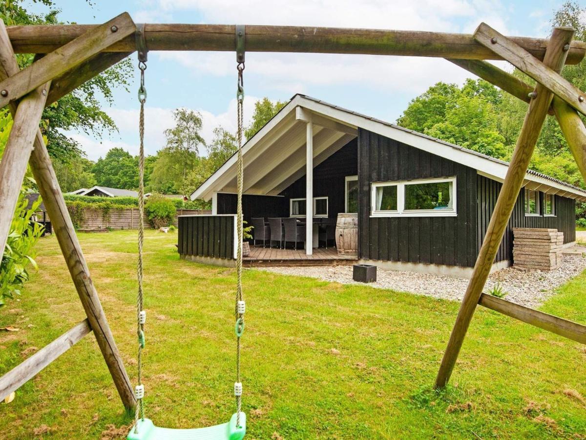 5 Person Holiday Home In B Rkop Egeskov  Zewnętrze zdjęcie